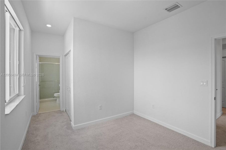 Spacious, unfurnished interior of a new home in , Homestead (Image 22). Spacious, unfurnished interior of a new home in , Homestead (Image 22).