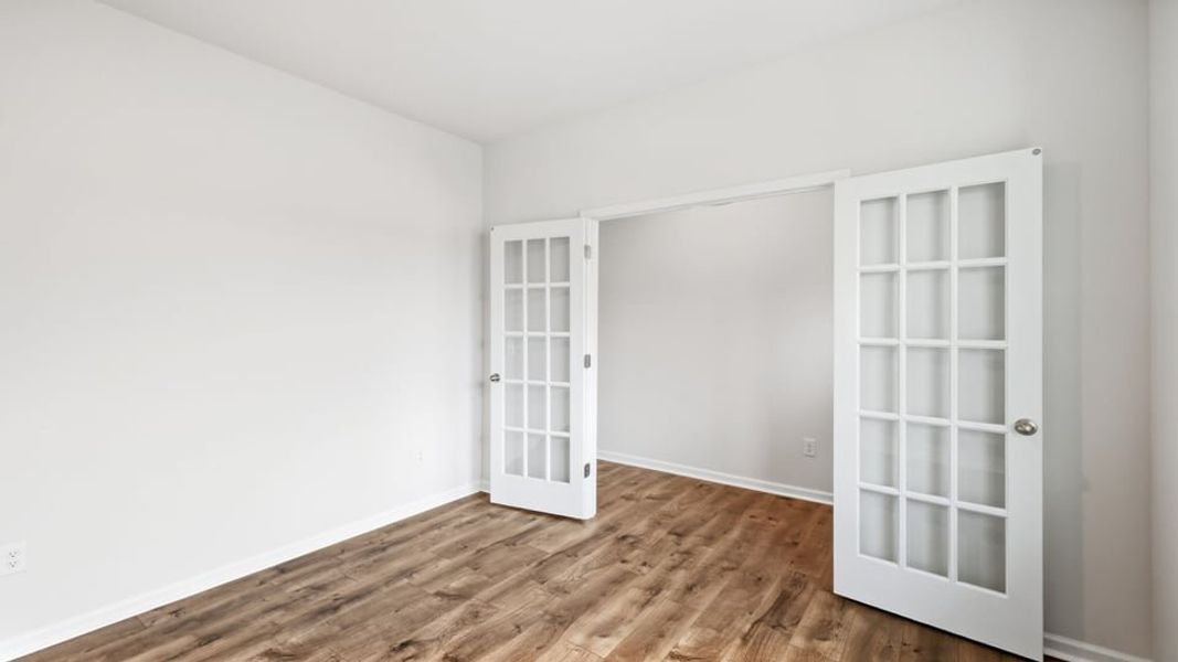 Spacious, unfurnished interior of a new home in Durbin Meadows Traditions, Fountain Inn (Image 21).
