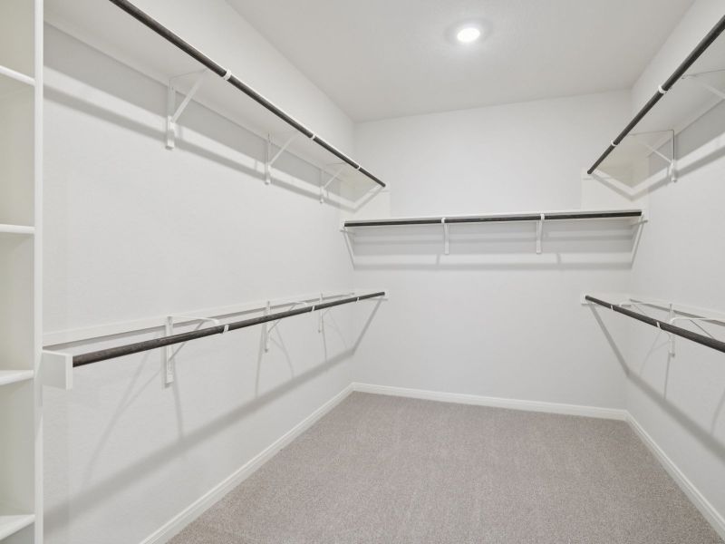 Spacious, unfurnished interior of a new home in Arcadia Ridge - Classic Series, San Antonio (Image 19).