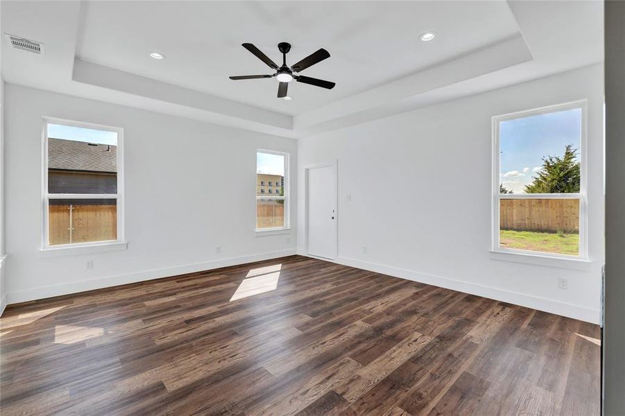 Spacious, unfurnished interior of a new home in , DeSoto (Image 29). Spacious, unfurnished interior of a new home in , DeSoto (Image 29).