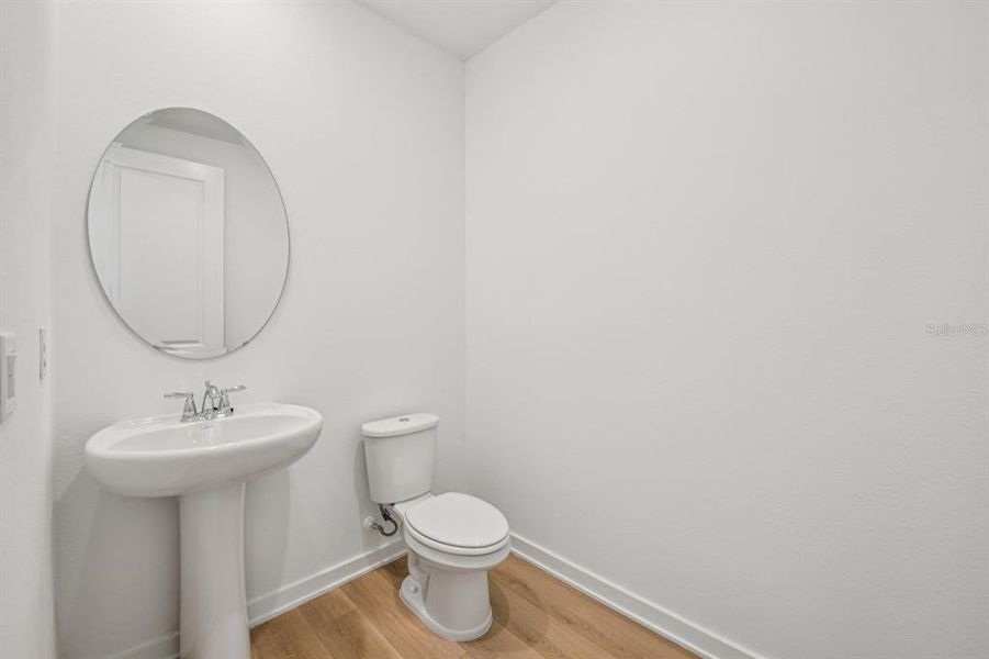 Furnished interior view inside a new home in Northlake Traditional, Winter Garden (Image 14). Furnished interior view inside a new home in Northlake Traditional, Winter Garden (Image 14).