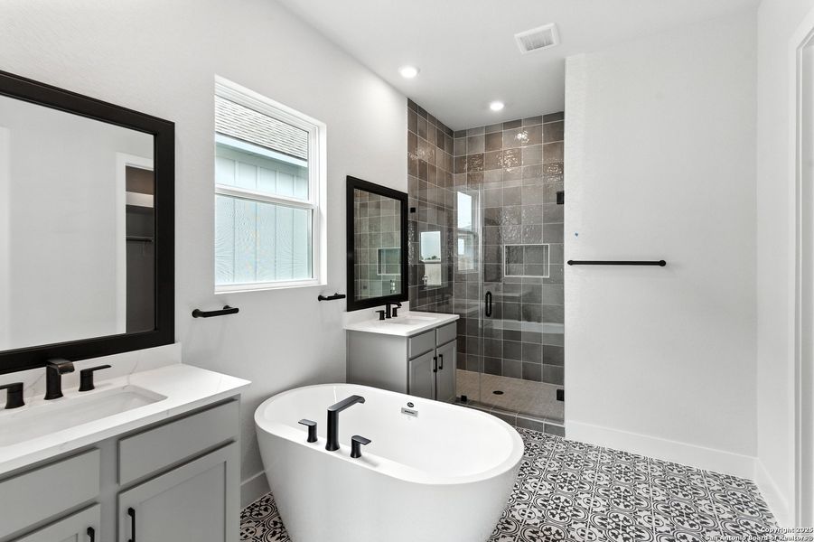 Furnished interior view inside a new home in Weltner Farms 60’s, New Braunfels (Image 12). Furnished interior view inside a new home in Weltner Farms 60’s, New Braunfels (Image 12).