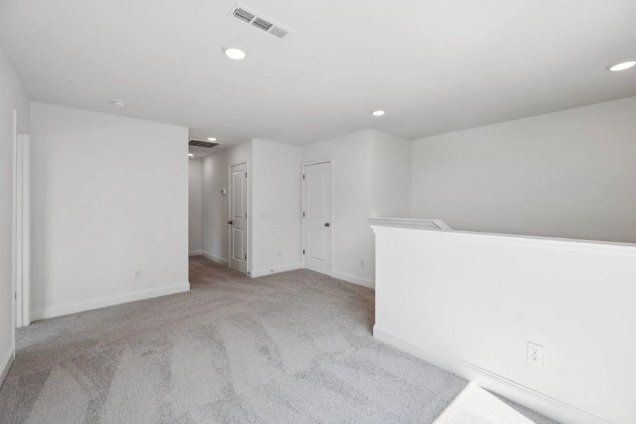 Spacious, unfurnished interior of a new home in Willow Landing, Mount Juliet (Image 31).