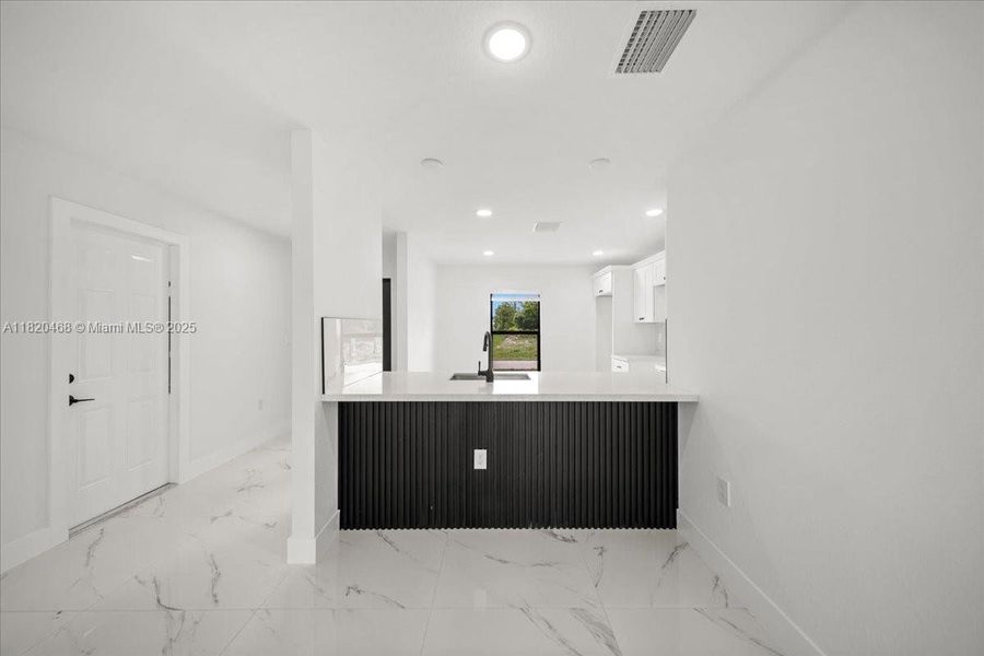 Image 27 of a home in .