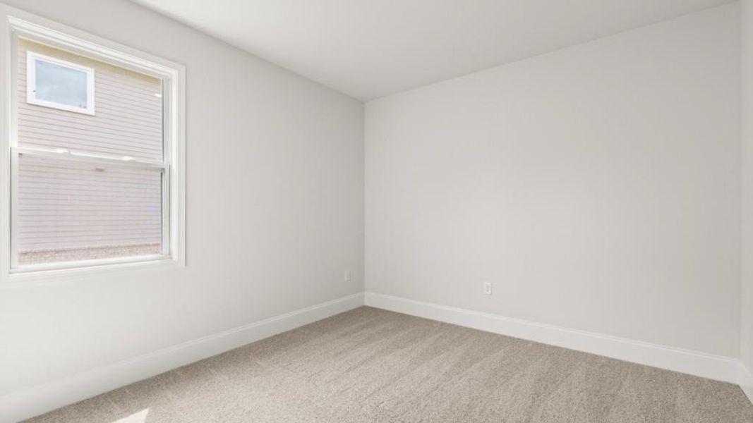 Spacious, unfurnished interior of a new home in Haven Abbey, Cumming (Image 25).