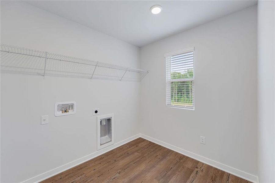 Spacious, unfurnished interior of a new home in Parkview Estates, South Fulton (Image 30).