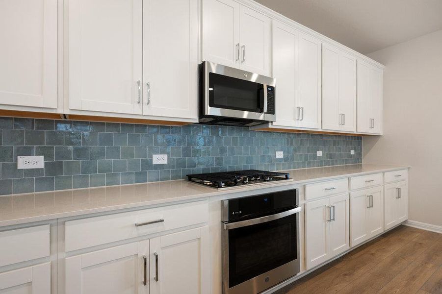 Furnished interior view inside a new home in Patterson Ranch, Georgetown (Image 13).