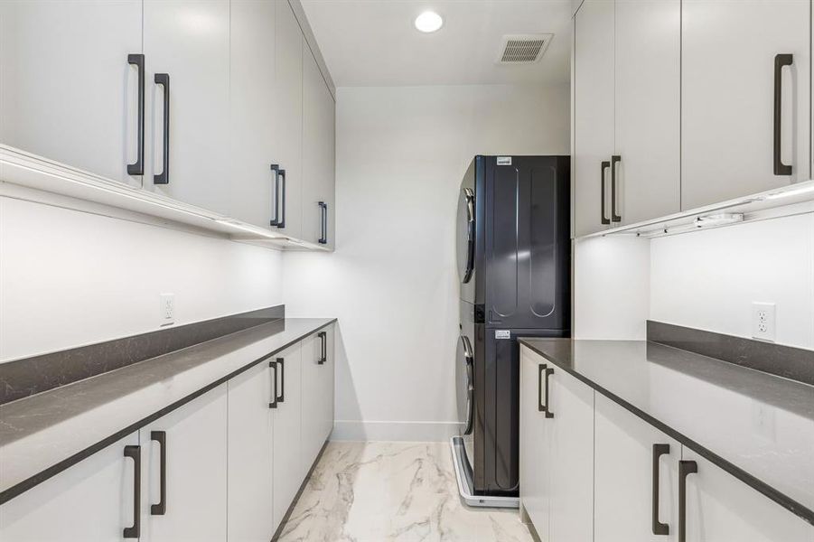 Furnished interior view inside a new home in , Southlake (Image 19). Furnished interior view inside a new home in , Southlake (Image 19).