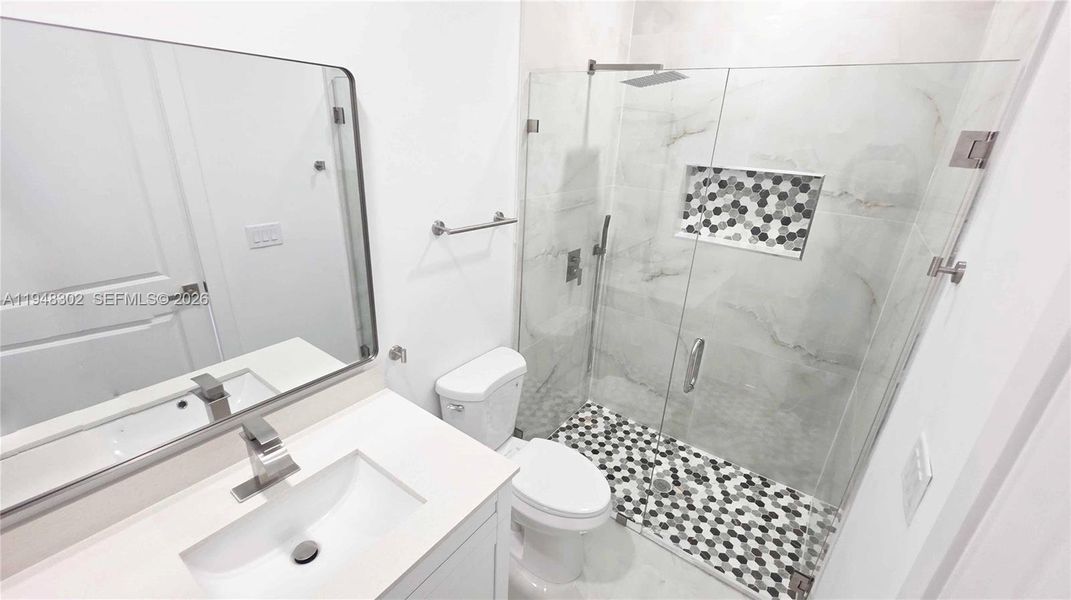 Furnished interior view inside a new home in , Lehigh Acres (Image 6).