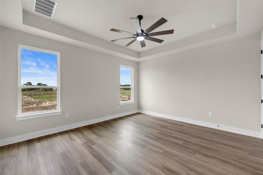 Spacious, unfurnished interior of a new home in , Bertram (Image 26).