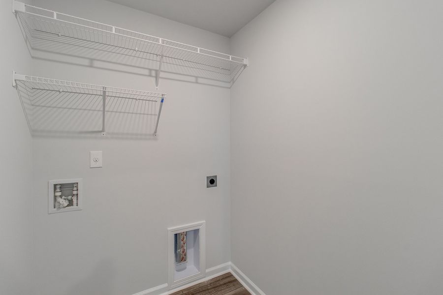 Spacious, unfurnished interior of a new home in Bluefield, Lexington (Image 23).