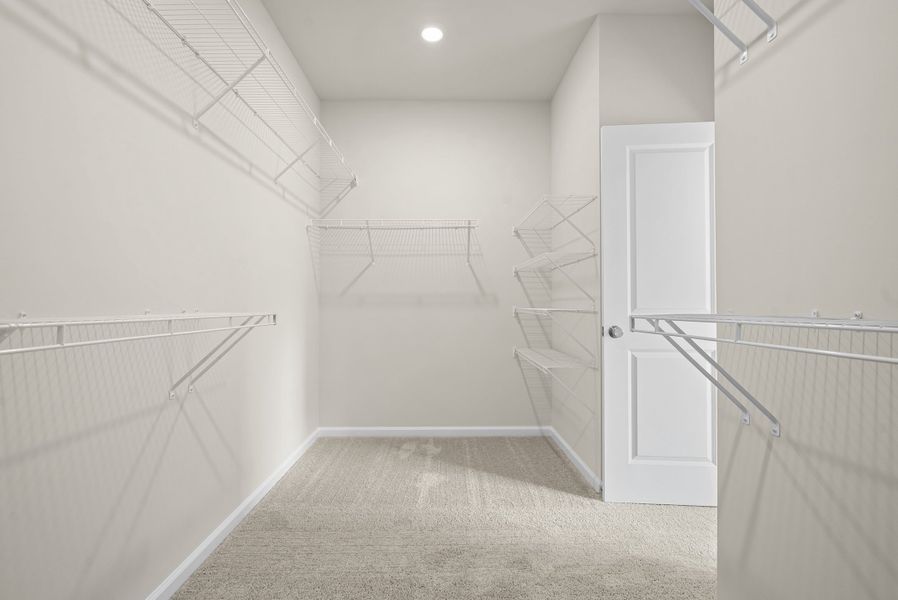 Representative unfurnished interior of a home built from the The Carter by The Providence Group in Aberdeen, Hoschton (Image 39).