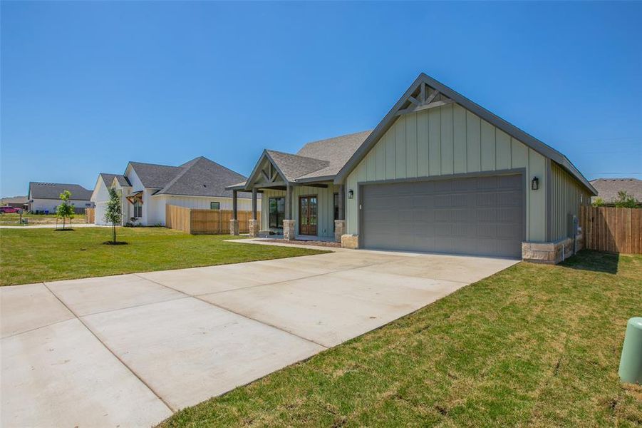 Front exterior of a new home in , Waco, TX, highlighting curb appeal (Image 21).