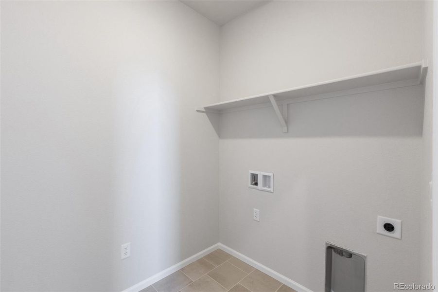 Spacious, unfurnished interior of a new home in The Legacy Collection at Talon Pointe, Thornton (Image 24).