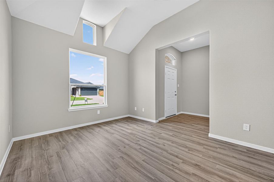 Spacious, unfurnished interior of a new home in Cypress Green, Hockley (Image 35).