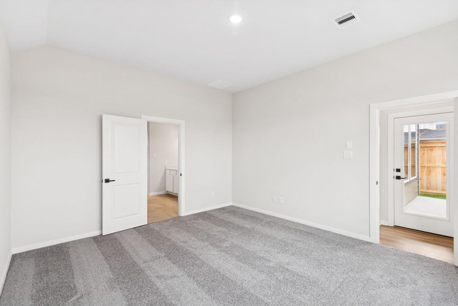 Spacious, unfurnished interior of a new home in Jubilee, Hockley (Image 18).