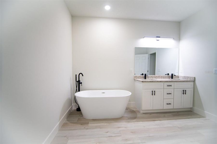 Furnished interior view inside a new home in , Ocala (Image 6).