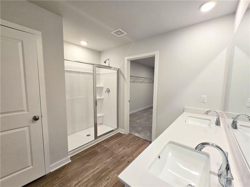 Furnished interior view inside a new home in Hawthorne Reserve, Dallas (Image 8).