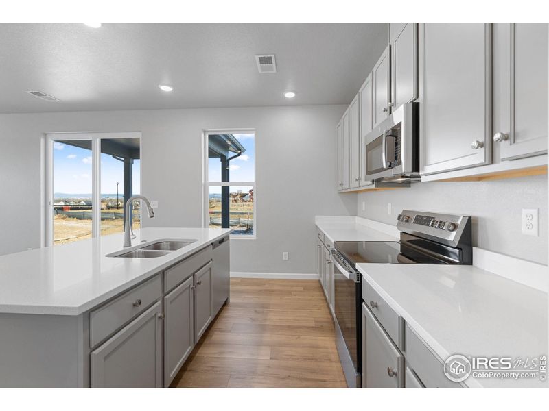 Furnished interior view inside a new home in Cordovan, Longmont (Image 9).