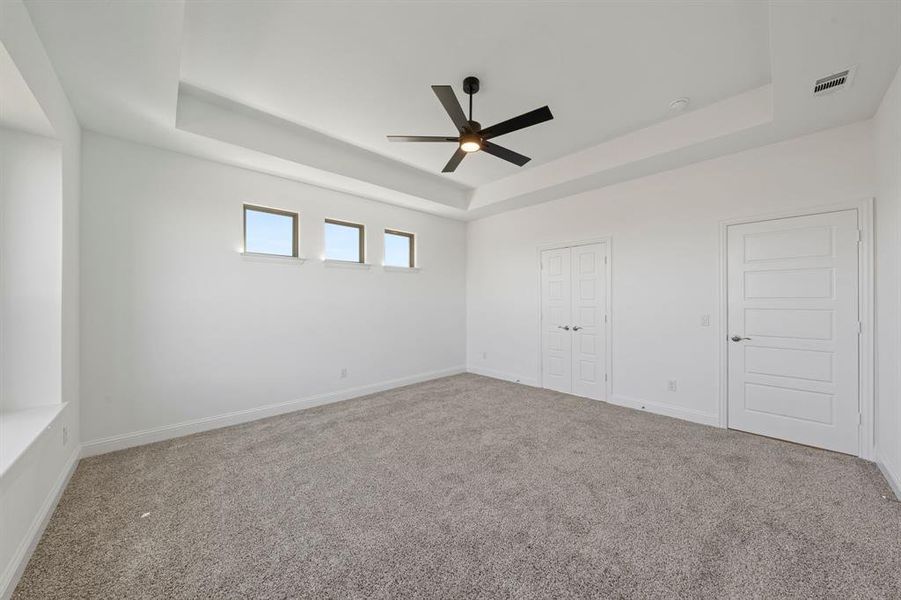 Spacious, unfurnished interior of a new home in , Venus (Image 17). Spacious, unfurnished interior of a new home in , Venus (Image 17).