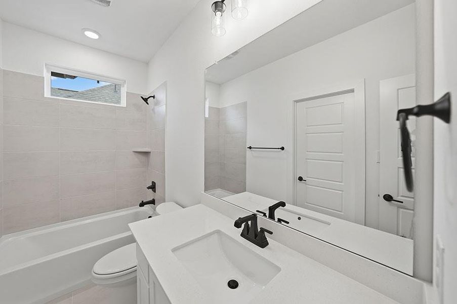Furnished interior view inside a new home in The Homestead - 62', Rockwall (Image 18).