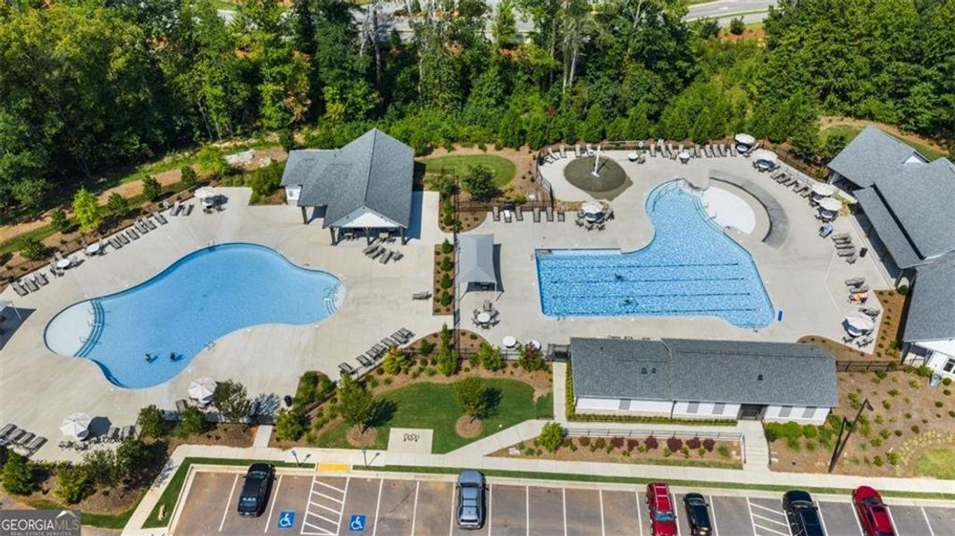 Community amenities in Twin Lakes, Hoschton (Image 15).