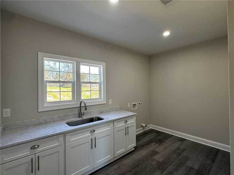 Furnished interior view inside a new home in , Augusta (Image 8).