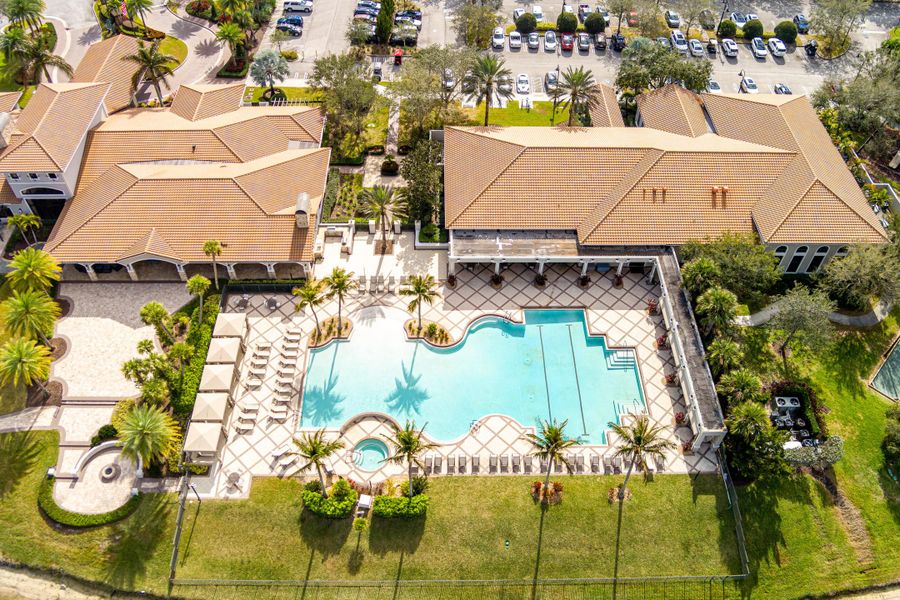 090-MAX_0033 090-MAX_0033