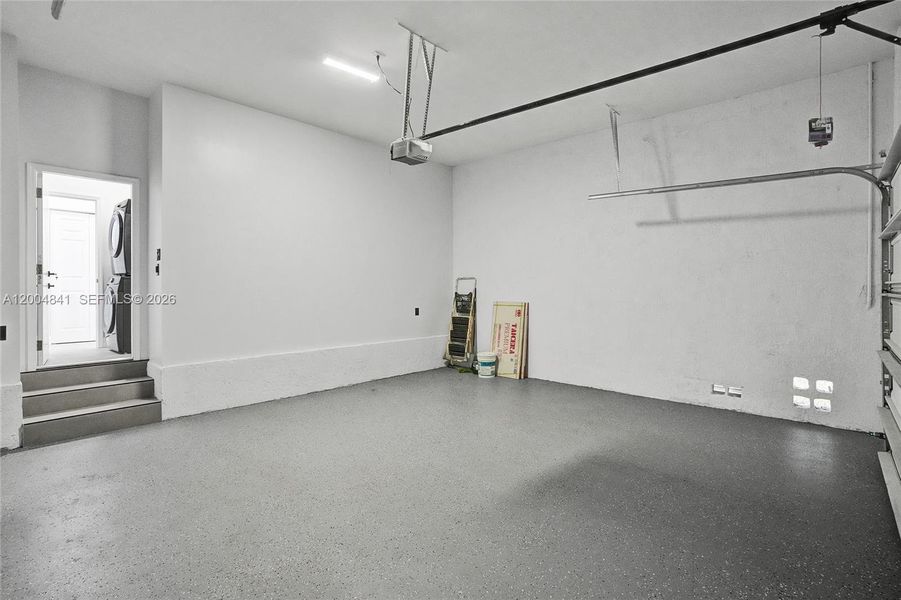 Spacious, unfurnished interior of a new home in , Miramar (Image 19).