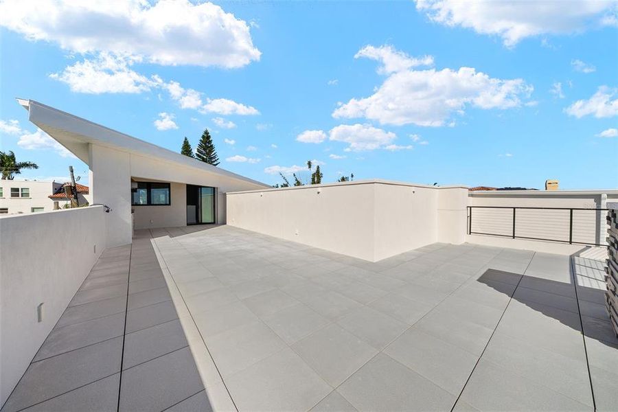 Exterior details and patio area of a home in , Tampa (Image 26).