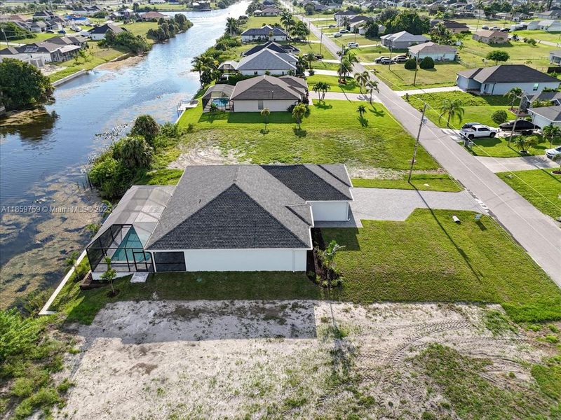 Image 36 of a home in Cape Coral.
