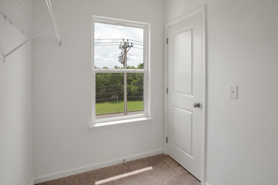 Spacious, unfurnished interior of a new home in Sweetbriar Place, Lebanon (Image 27). Spacious, unfurnished interior of a new home in Sweetbriar Place, Lebanon (Image 27).