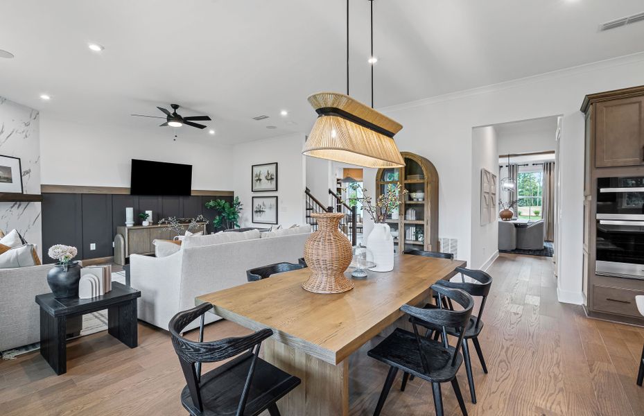 Representative furnished interior of a home built from the Riverton by Pulte Homes in Traditions of Braselton, Jefferson (Image 15). Representative furnished interior of a home built from the Riverton by Pulte Homes in Traditions of Braselton, Jefferson (Image 15).