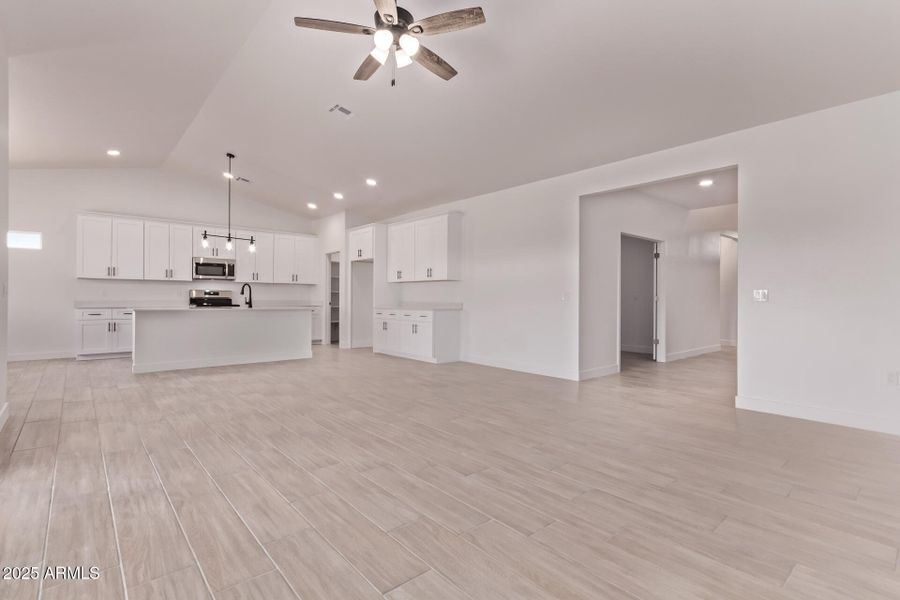 11 Sandstone Mountain