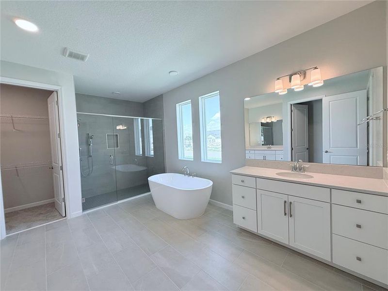 Furnished interior view inside a new home in Hawk's Overlook, Oviedo (Image 9). Furnished interior view inside a new home in Hawk's Overlook, Oviedo (Image 9).