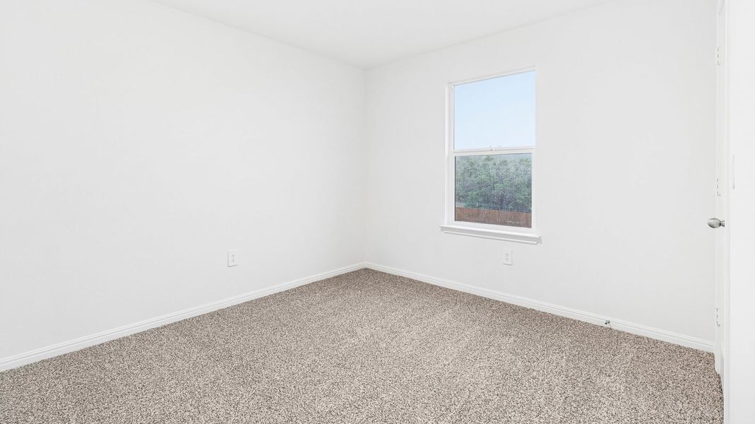 Spacious, unfurnished interior of a new home in Bar W Ranch, Leander (Image 35).