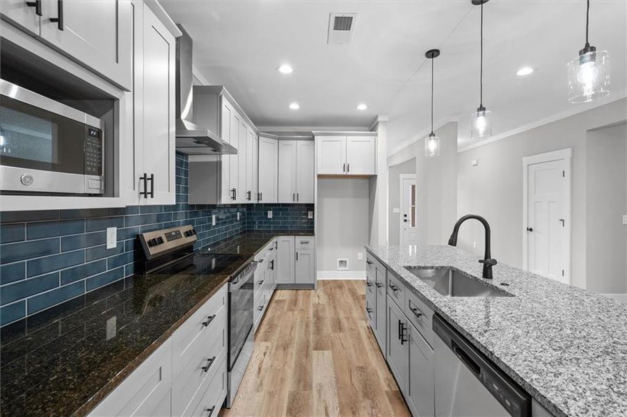 Furnished interior view inside a new home in , Villa Rica (Image 8).