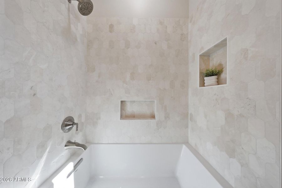 Guest Bathroom 3 Shower/Tub Combo