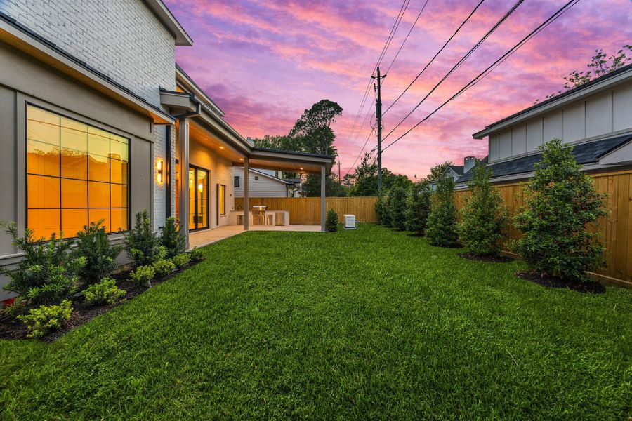 Exterior details and patio area of a home in , Houston (Image 26).