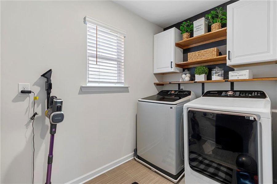 Furnished interior view inside a new home in , Atlanta (Image 23).
