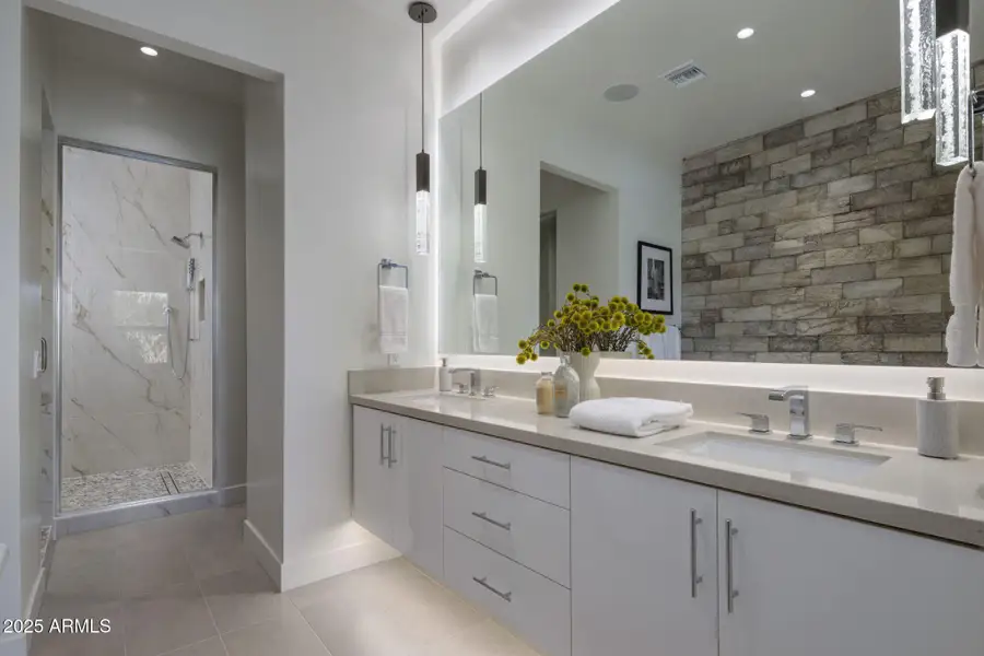 19-web-or-mls-IMG_4511