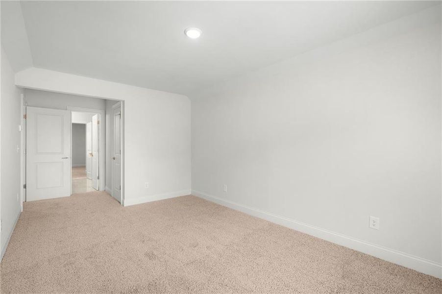 Spacious, unfurnished interior of a new home in The Landing at Miller’s Ferry, Adairsville (Image 20). Spacious, unfurnished interior of a new home in The Landing at Miller’s Ferry, Adairsville (Image 20).