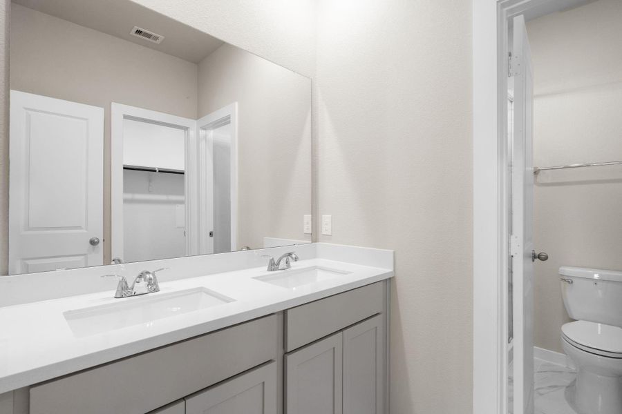 Furnished interior view inside a new home in Creekhaven, Rosharon (Image 5). Furnished interior view inside a new home in Creekhaven, Rosharon (Image 5).