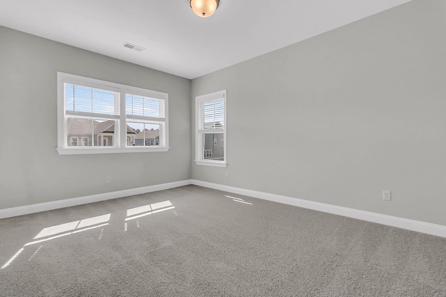 Spacious, unfurnished interior of a new home in Cherrywood Estates, Summerville (Image 22).
