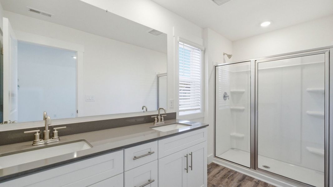 Furnished interior view inside a new home in Fieldcrest Acres, Blountville (Image 10).