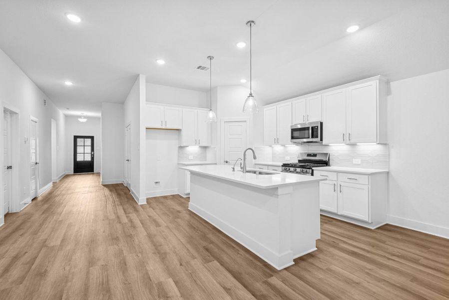 Furnished interior view inside a new home in Lago Mar, Santa Fe (Image 6).