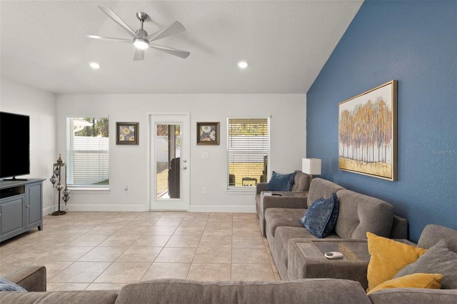 Furnished interior view inside a new home in Pine Bluff, Spring Hill (Image 9).