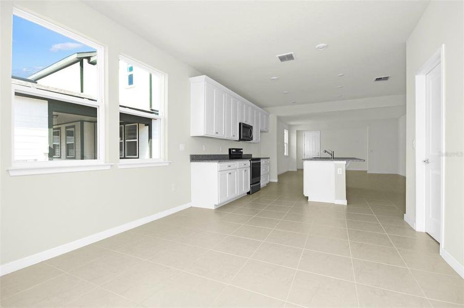 Spacious, unfurnished interior of a new home in , St. Cloud (Image 32).