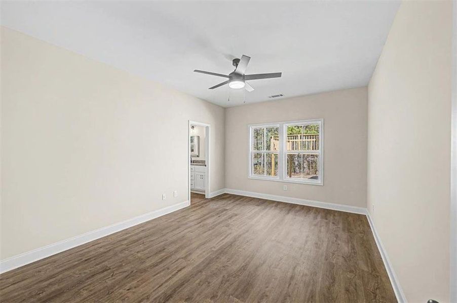 Spacious, unfurnished interior of a new home in , Rome (Image 14).