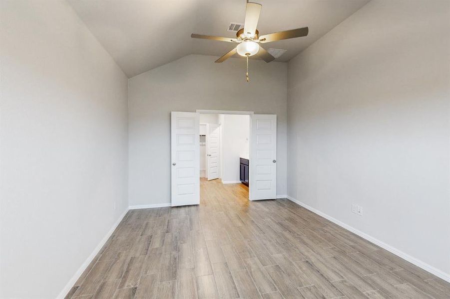 Spacious, unfurnished interior of a new home in Mobberly Farms, Pilot Point (Image 32). Spacious, unfurnished interior of a new home in Mobberly Farms, Pilot Point (Image 32).